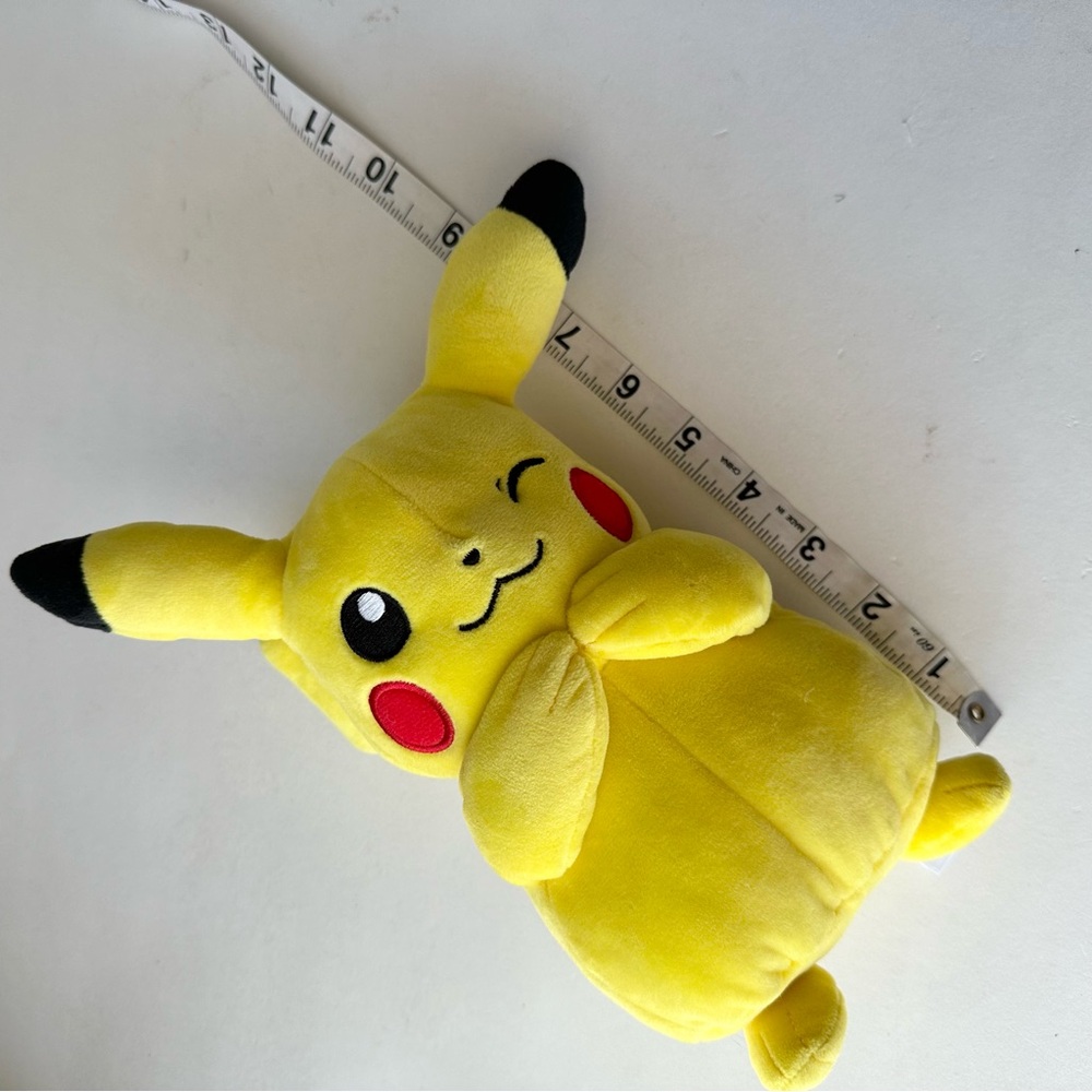 Pikachu Pokémon Plush by Wicked Cool Toys - Picture 6 of 6